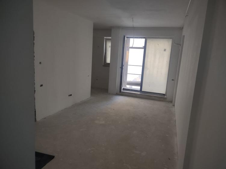 Apartament cu 2 camere decomandat în Moșilor
