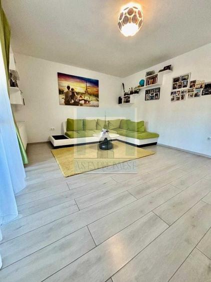 Casă cu 3 camere cu Teren 68 Mp în Sânpetru