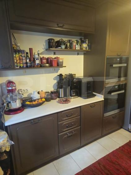 Casă individuală cu 6 camere cu Teren 1170 Mp în Exterior Sud