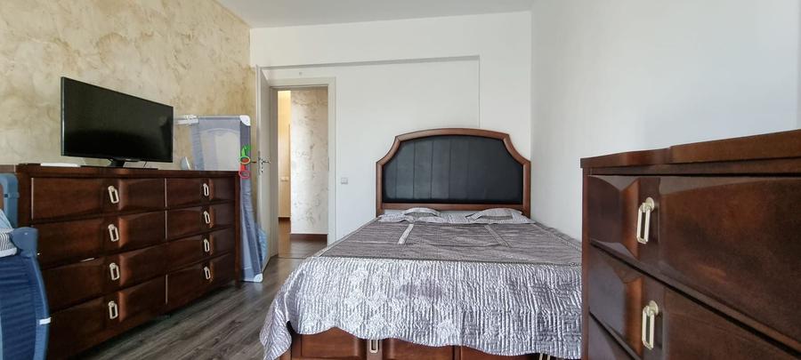 Casă cu 4 camere cu Canalizare în Nord