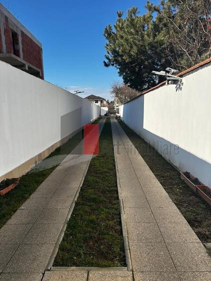 Casă individuală cu 5 camere cu Canalizare în Dudu