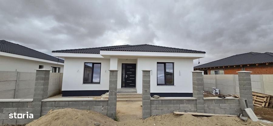 Casa Noua De Vanzare In Santandrei 155.000 La Cheie - 6