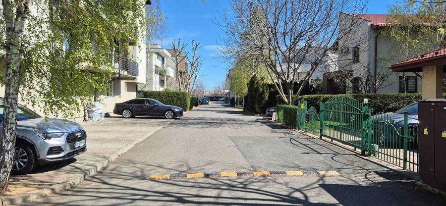 Apartament cu 2 camere semidecomandat, mobilat în Berceni