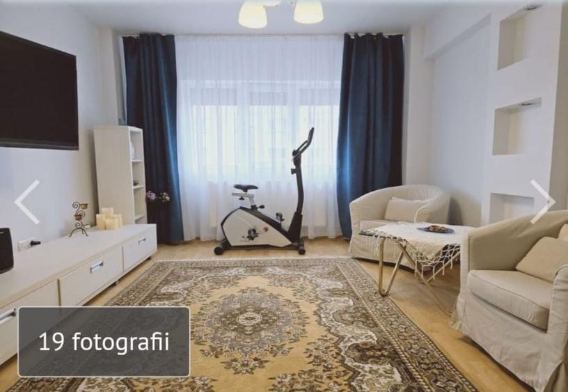 Apartament cu 3 camere decomandat în Drumul Carului
