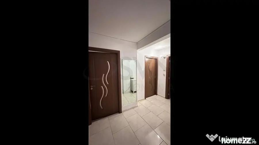 Apartament cu 4 camere decomandat în Băneasa