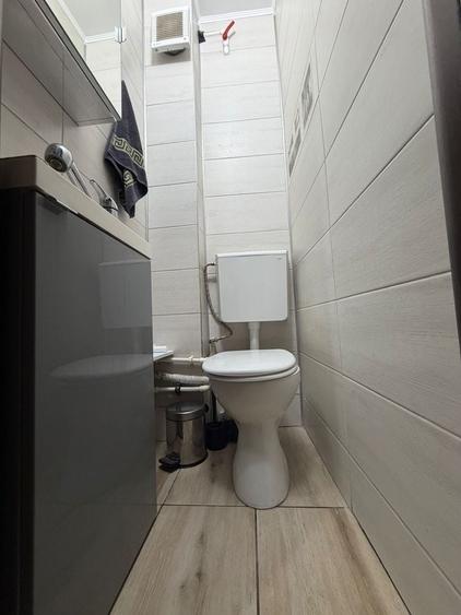 4 camere, 82 mp, parter, parcare, boxă, renovat, metrou la 400 m - 8