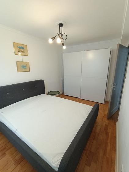 Apartament cu 2 camere semidecomandat în Ultracentral