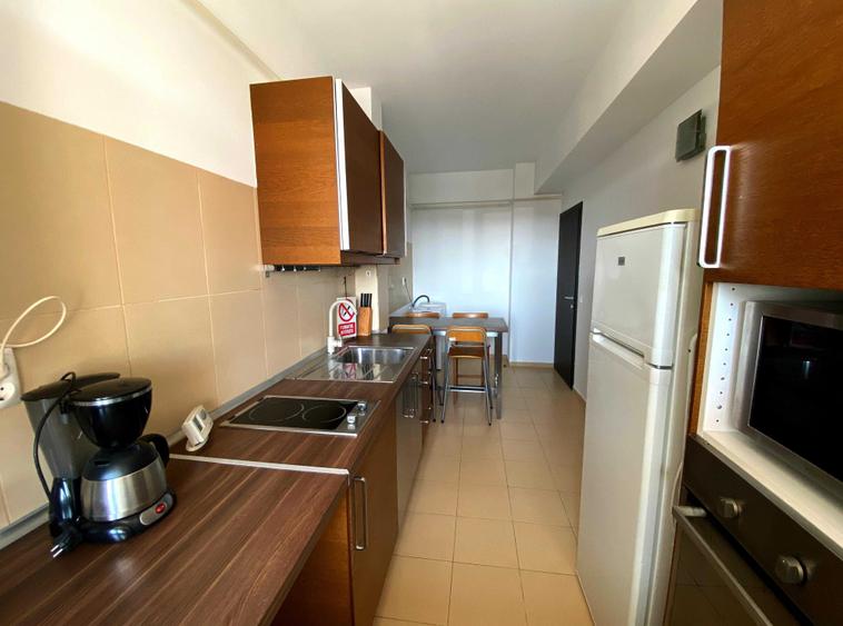 Apartament cu 2 camere decomandat în Nicolina