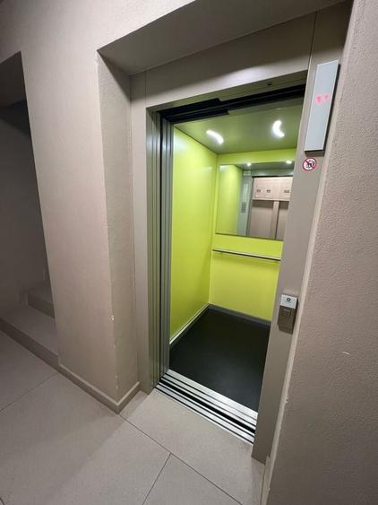 Apartament cu 3 camere decomandat în Ștefan cel Mare