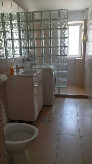 Apartament cu 2 camere decomandat în Unirii