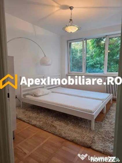 Apartament cu 2 camere semidecomandat în Vatra Luminoasă
