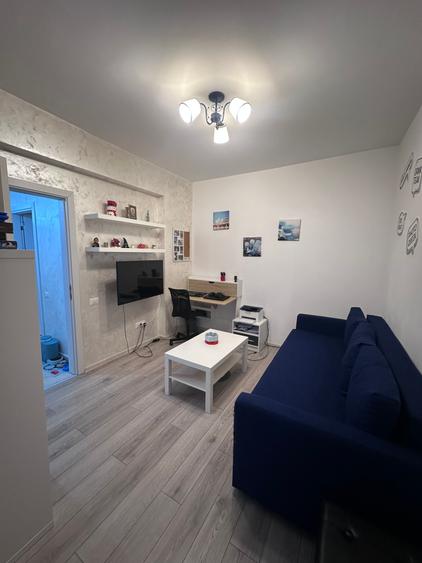Apartament cu 3 camere decomandat în Drumul Taberei