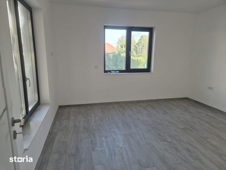Casă cu 4 camere cu Teren 130 Mp în Berceni