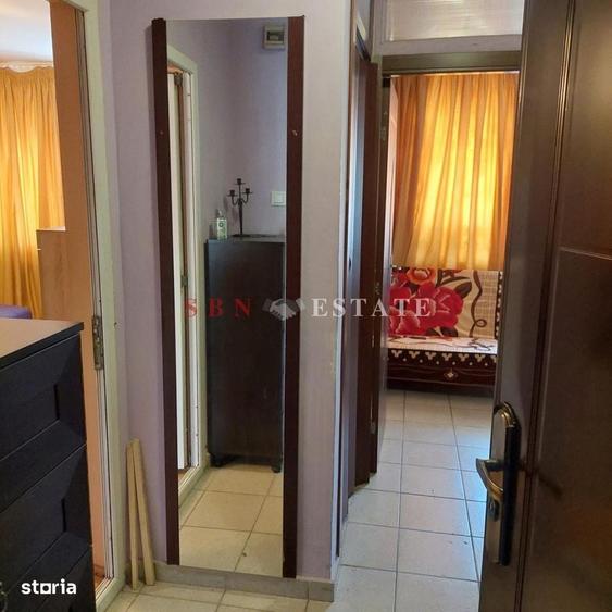 Garsonieră decomandată în Tei