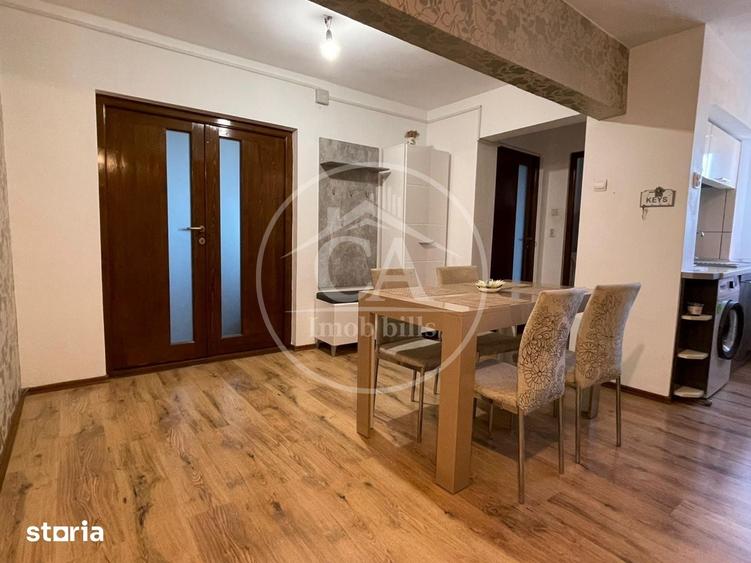 Apartament cu 3 camere semidecomandat în Decebal