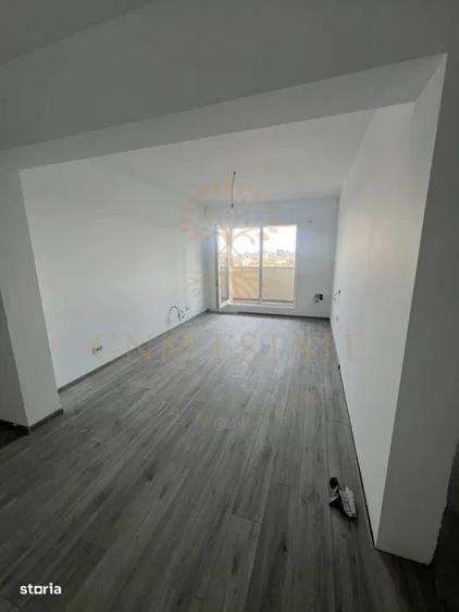 Apartament cu 3 camere decomandat în Lacul Morii