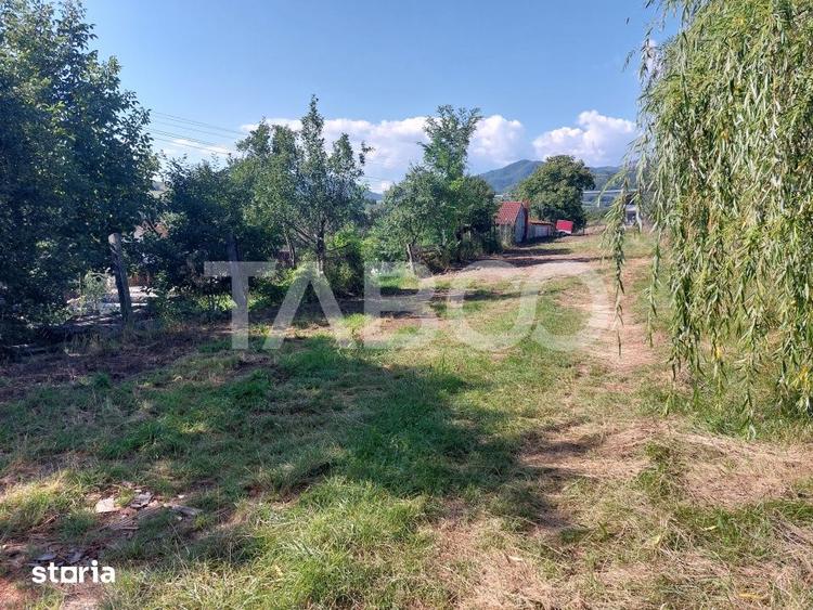 Teren de 812 mp, în Central