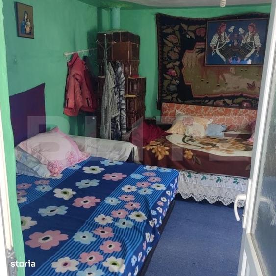 Casă cu 3 camere în Pleșoi