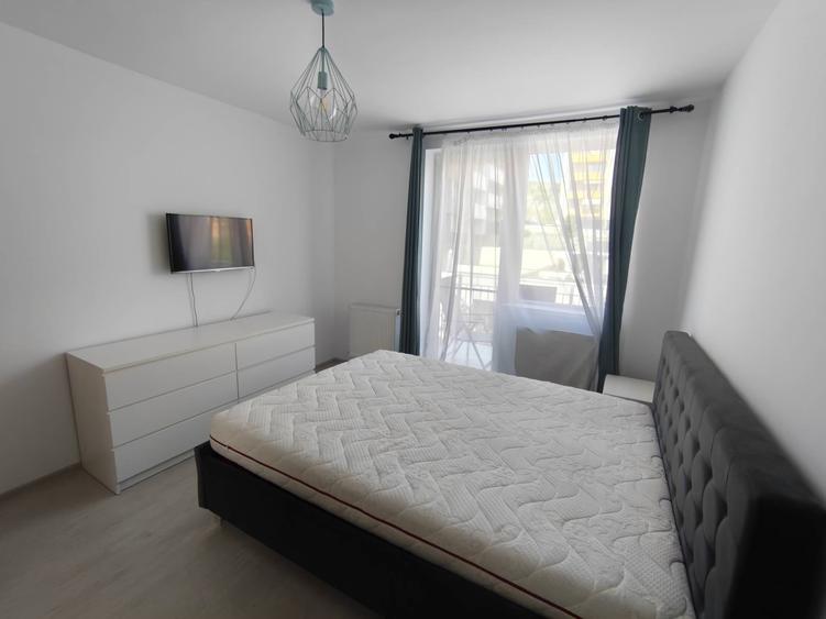 Inchiriez apartament spa?ios ?i luminos, situat la etaj 4 intr-un imobil construit recent, cu finisa - 6