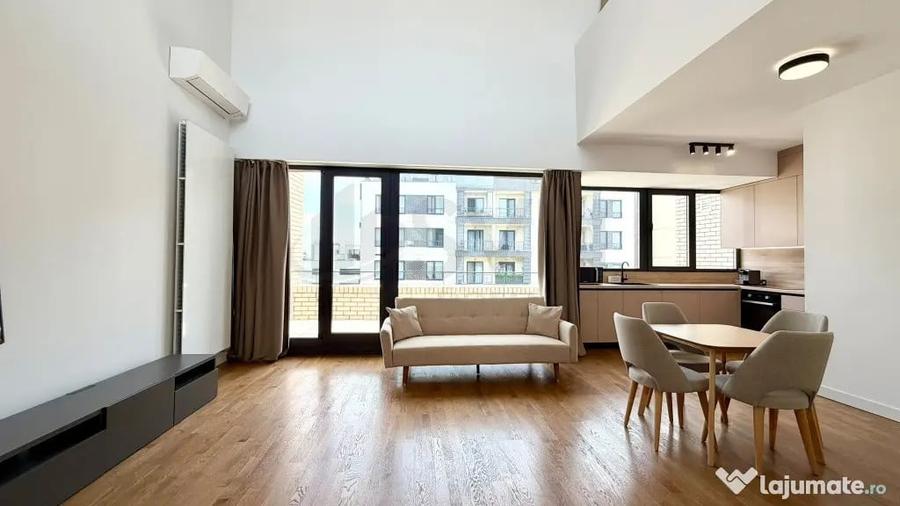 Apartament cu 4 camere semidecomandat în Pipera