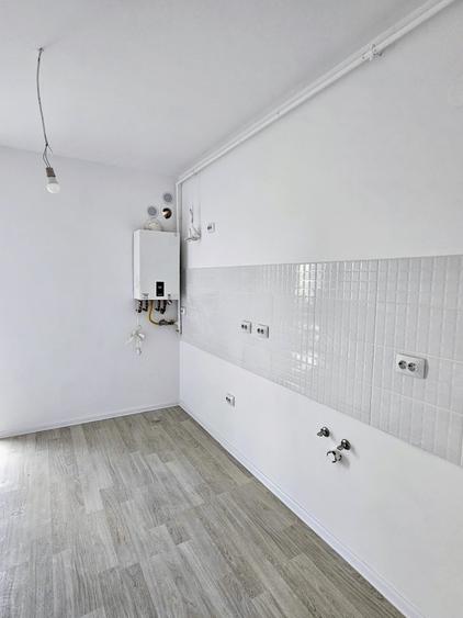 Apartament cu 3 camere decomandat în Șelimbăr — fotografia 2