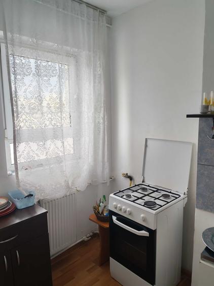 Garsonieră semidecomandată în Rahova