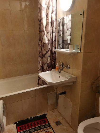 Apartament cu 3 camere decomandat în Mărăști