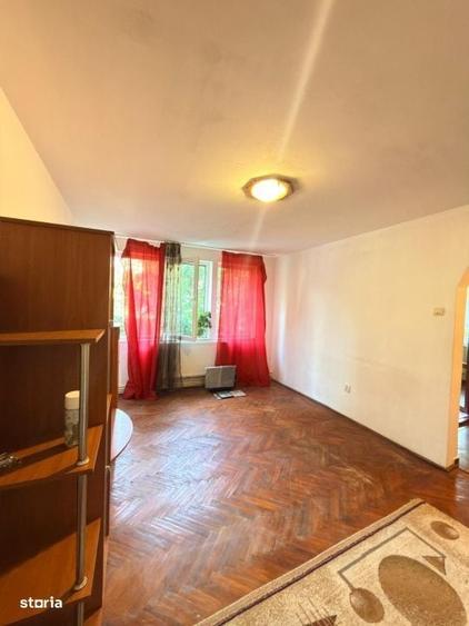 Apartament cu 2 camere semidecomandat în Central