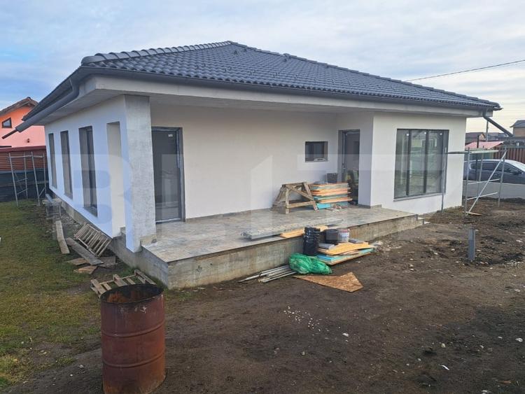 Casă individuală cu 4 camere cu Teren 405 Mp în Bod