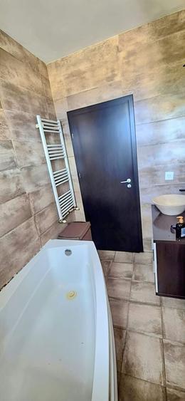 Apartament cu 2 camere decomandat, mobilat în Energia