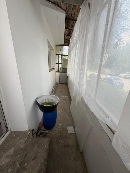 Apartament cu 3 camere decomandat în Valea Moșneagului