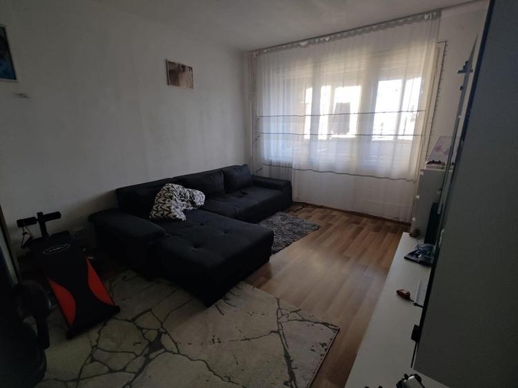 Apartament cu 2 camere decomandat în Pantelimon