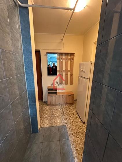 Garsonieră decomandată, mobilată în Păcurari