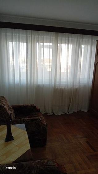 Apartament cu 2 camere decomandat în Micro 14