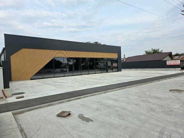 Spațiu comercial, în Central