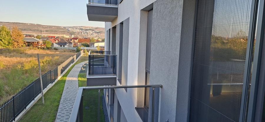 Apartament cu 2 camere decomandat în Exterior Vest