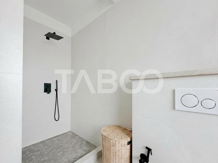 Casă cu 4 camere cu Canalizare în Borhanci