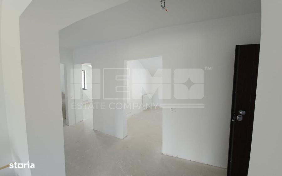 Apartament cu 3 camere în Băiceni