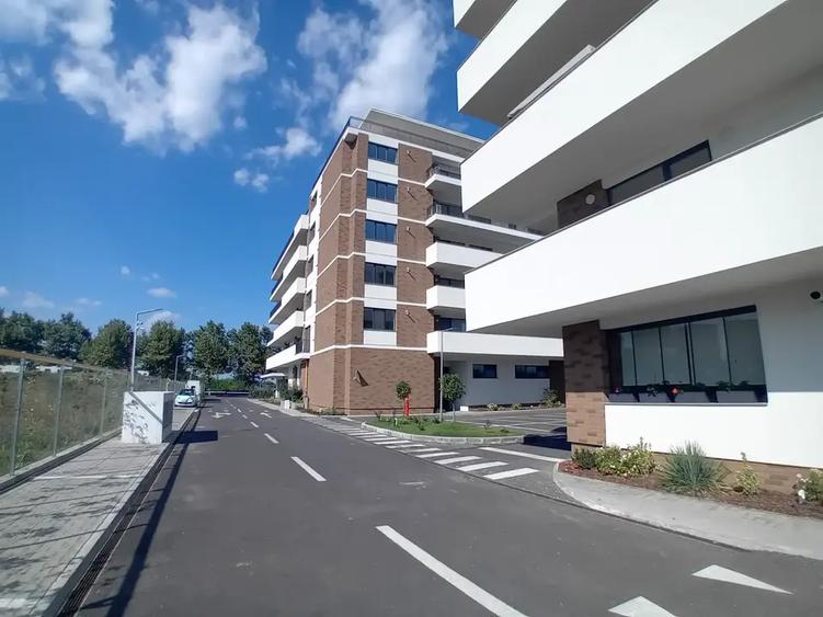 Luminozitate, terasă de 14 mp și 2 camere în Sisești - 3