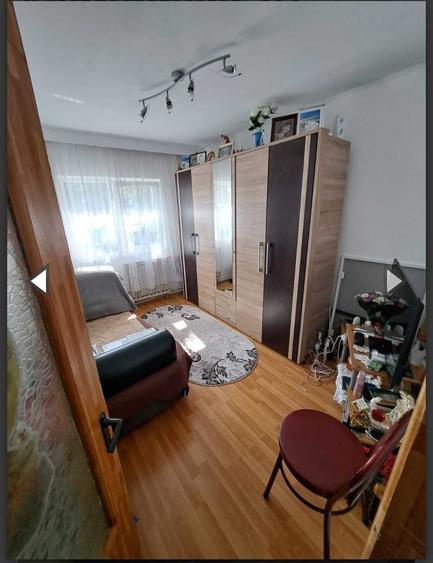 Apartament cu 3 camere decomandat în Obcini