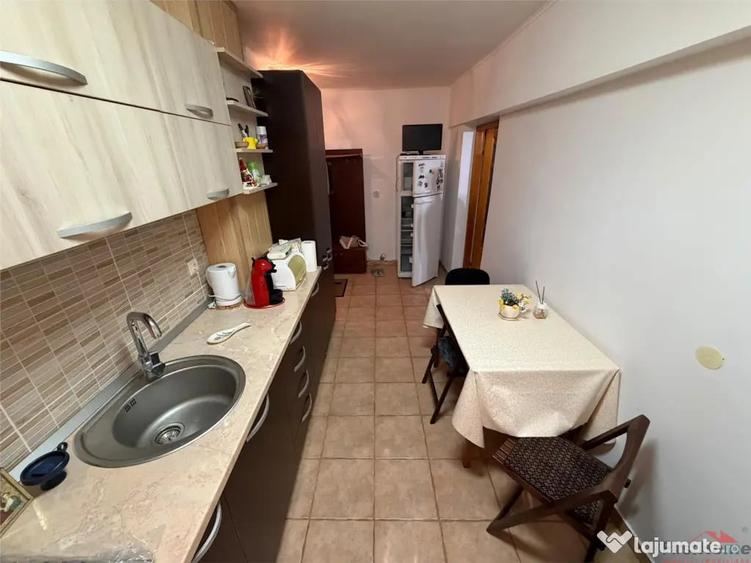 Apartament cu 2 camere semidecomandat în Gară