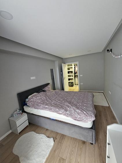 Apartament cu 2 camere decomandat în Exterior Vest
