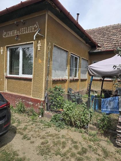 Casă cu 2 camere cu Teren 844 Mp în Uliuc