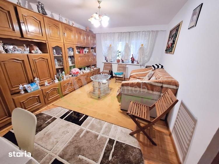 Apartament cu 2 camere semidecomandat, mobilat în Nord