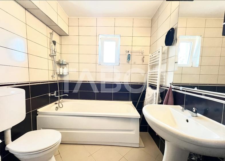 Apartament cu 3 camere semidecomandat, mobilat în Mănăștur