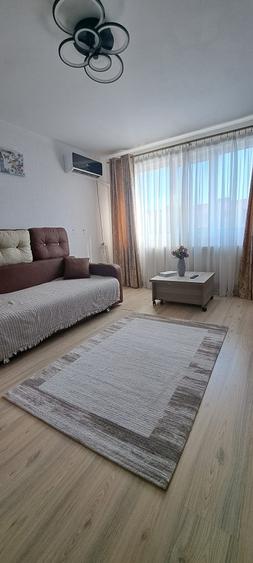 Apartament cu 2 camere semidecomandat în Prislopu Mic