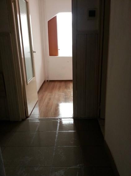 Garsonieră decomandată în Exterior Vest
