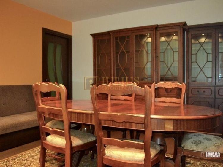 Apartament cu 3 camere semidecomandat, mobilat în Circumvalațiunii