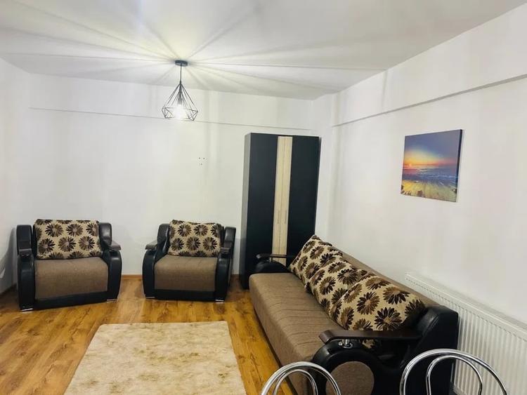 Apartament cu 2 camere decomandat, mobilat în Mamaia-Sat