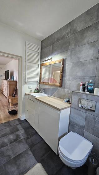 Apartament cu 2 camere decomandat în Calea Romanului